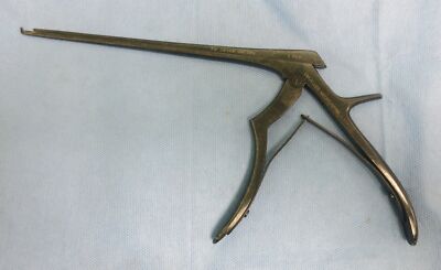 V. Mueller L-1141 Micro-Handle Black Kerrison Rongeur, 1mm, 40° Up