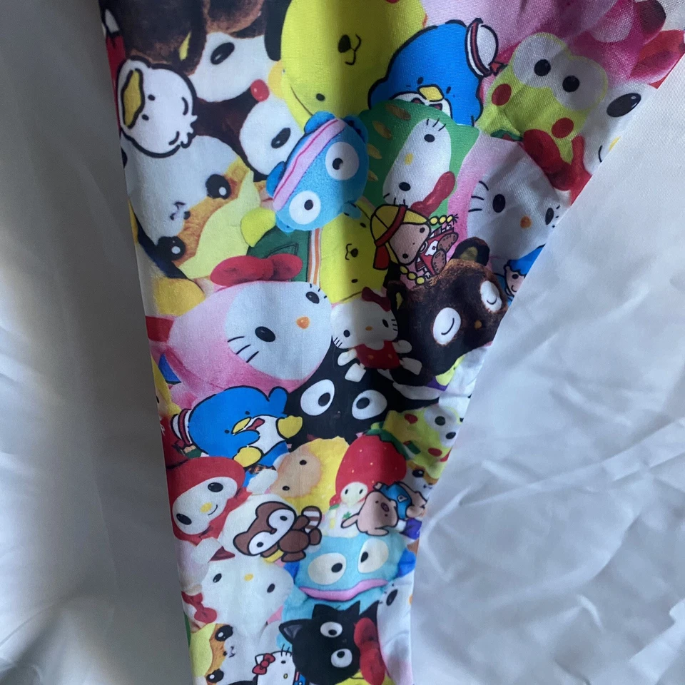 Leggings Hello Kitty Sanrio Estampado Talla Infantil Grande (Mujer Talla Pequeña), K Foto 4 de 4