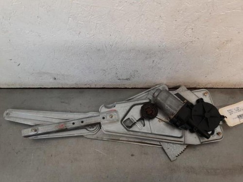 Lève-vitre Droit – Renault Twingo I Phase 1 – 7700818266 (réf: Q0-7168Q)