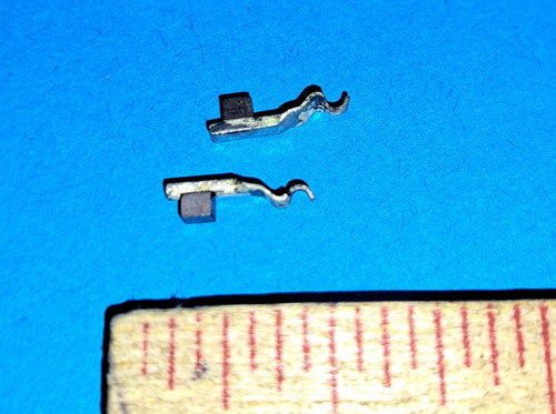 Spur N MINITRIX LIL Esel 0-6-0 Umschalter Motor Bürsten Set #40/0154/00 | Zustand: New