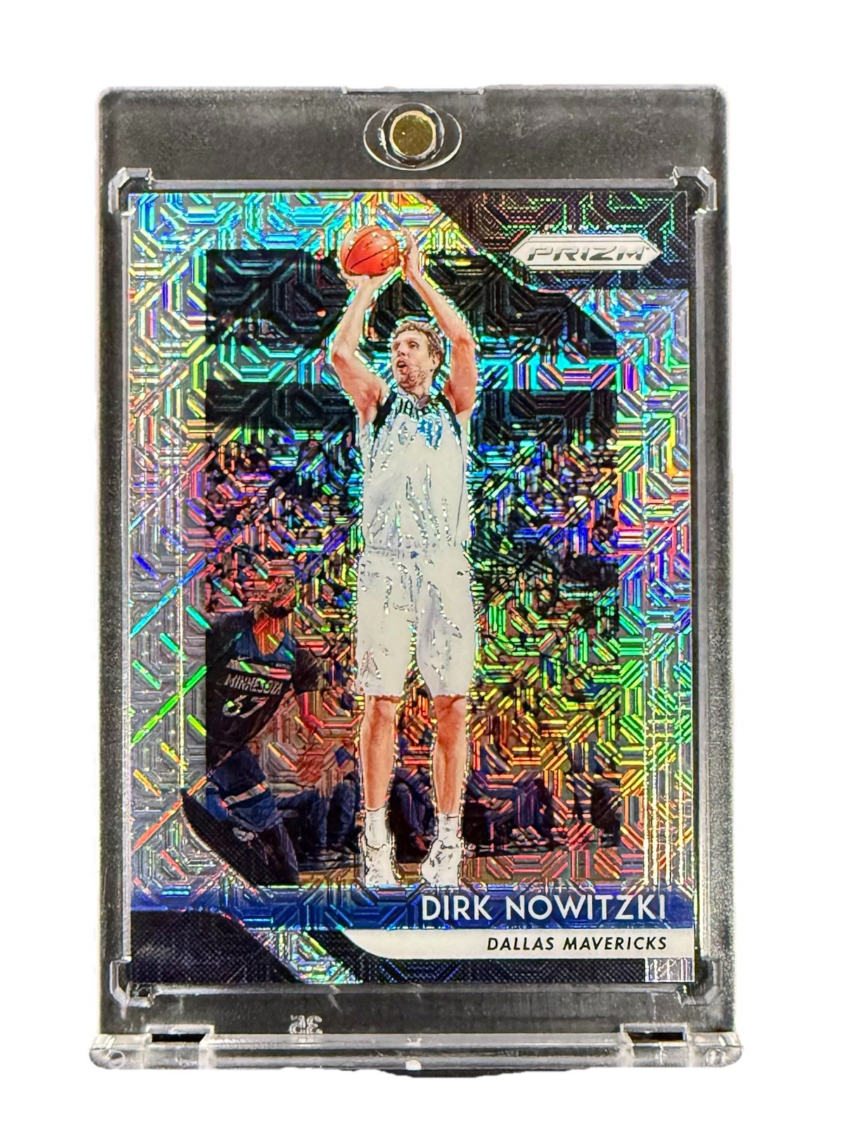 Dirk Nowitzki 2018-19 NBA Panini Prizm Basketball #2 Mojo /25 Dallas Mavericks
