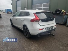 Stoßstange hinten Volvo V40 Schrägheck 525, 526  P20520386