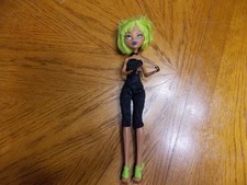 2010 Mattel Monster High Dawn of the Dance Clawdeen Wolf Doll