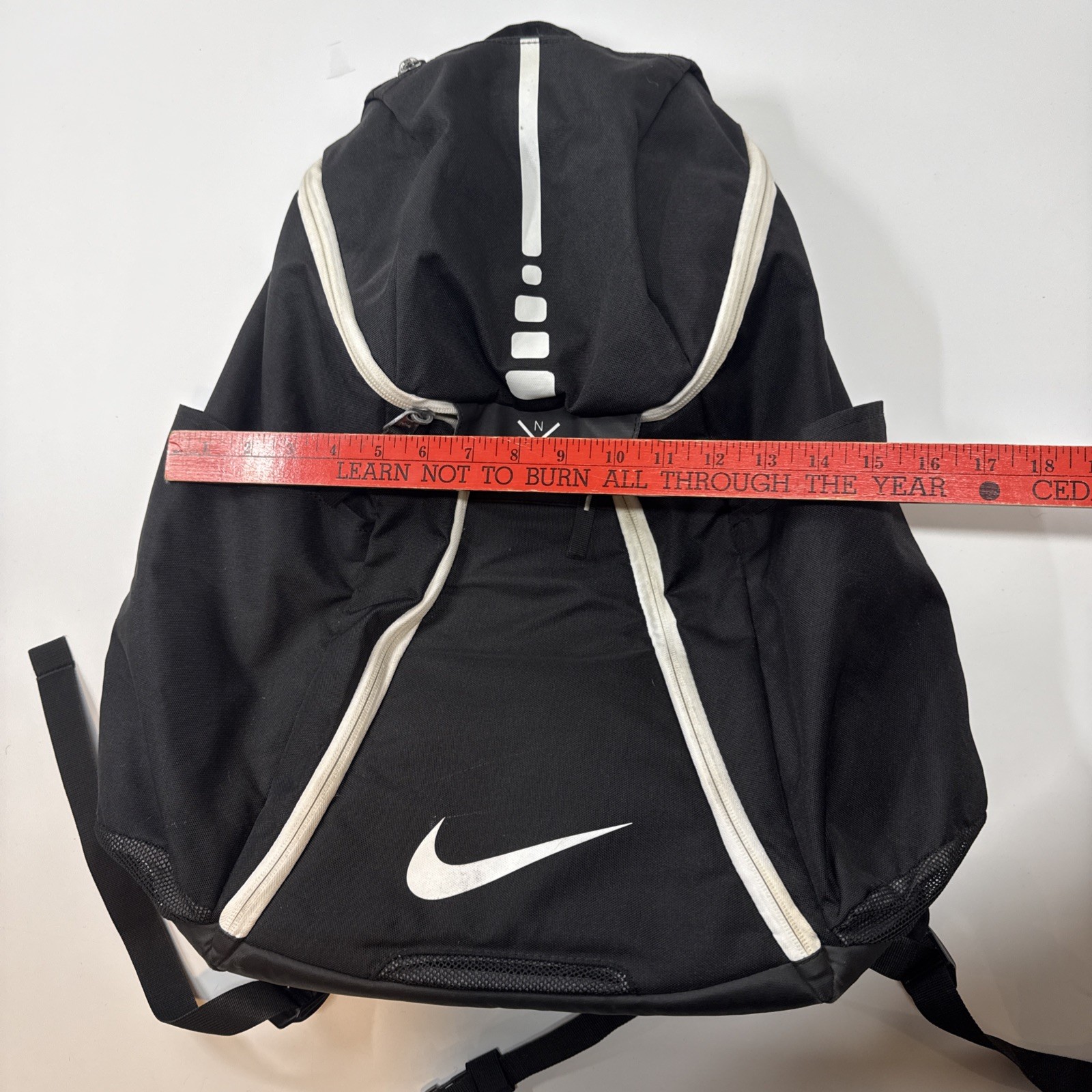 Nike Elite Quad Zip System Basketball Hoops Backpack Black White