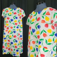 Vintage White A-Line Dress w Red/Yellow/Green/Blue Tulips Print Size Medium
