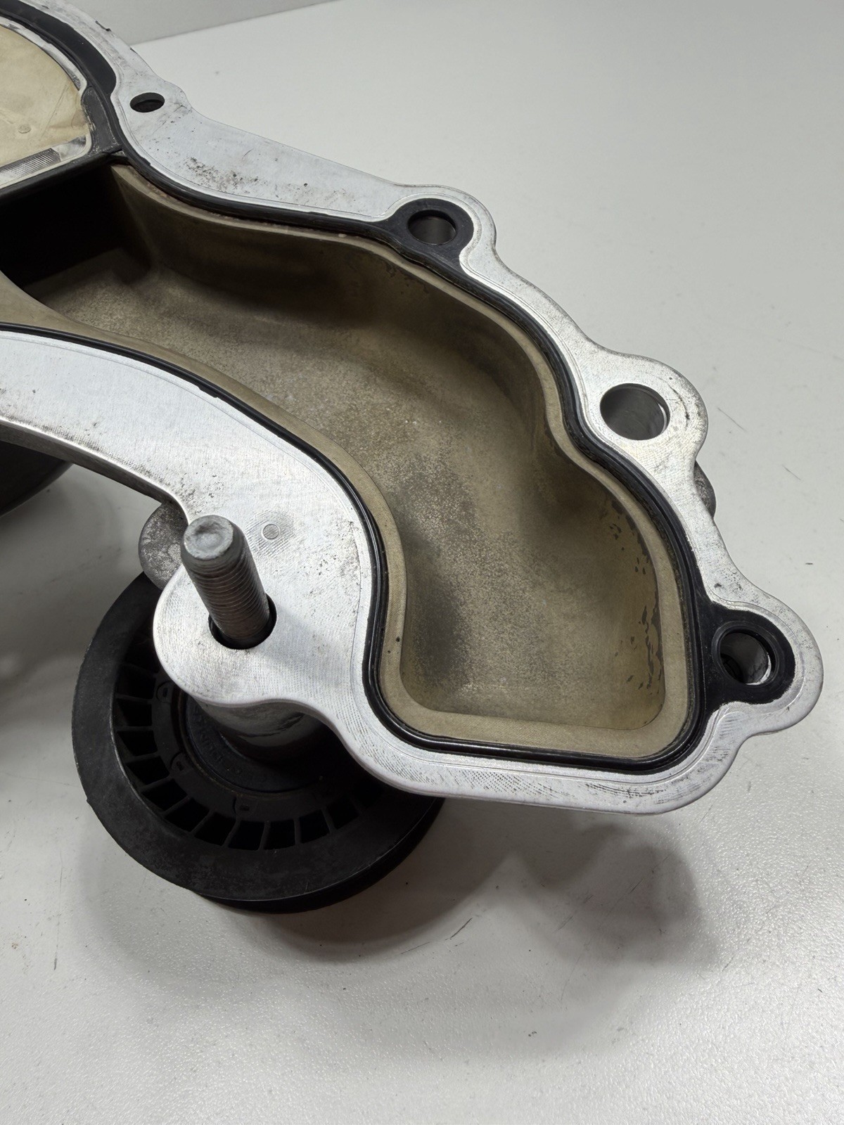 Maserati Ghibli S Q4 2014-2024 Water pump housing P/N 68079412