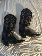 VINTAGE WOMENS COWBOY BOOTS  Women  s size 5