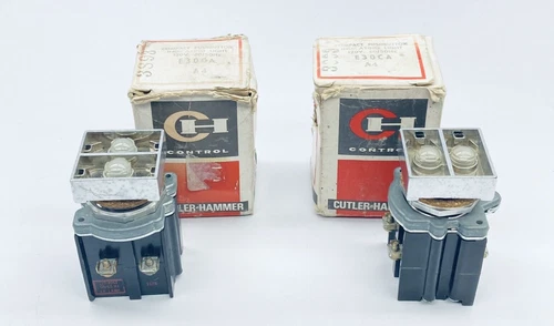 *LOT OF 2 CUTLER-HAMMER E30CA COMPACT PUSHBUTTON INDICATING LIGHT 120V 50/60Hz