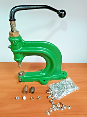 Presse à oeillet - PACK (Presse+adaptateur+100 oeillets