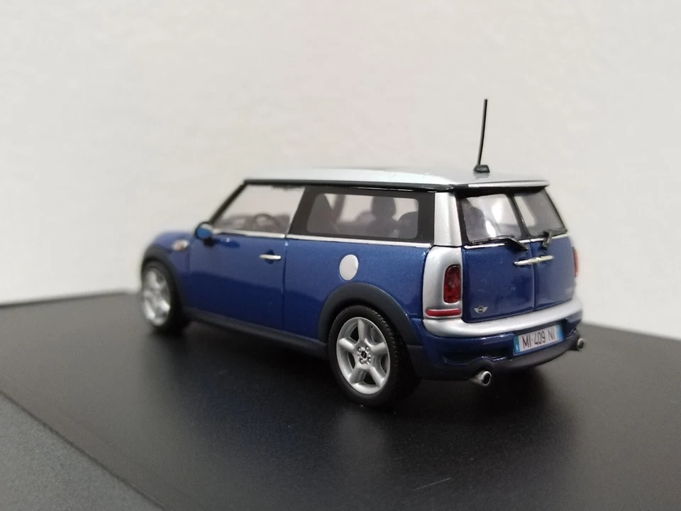 Minichamps 1/43 Mini Cooper S Clubman Dealer Special By BMW Group. Very Rare.  - Image 4 of 4