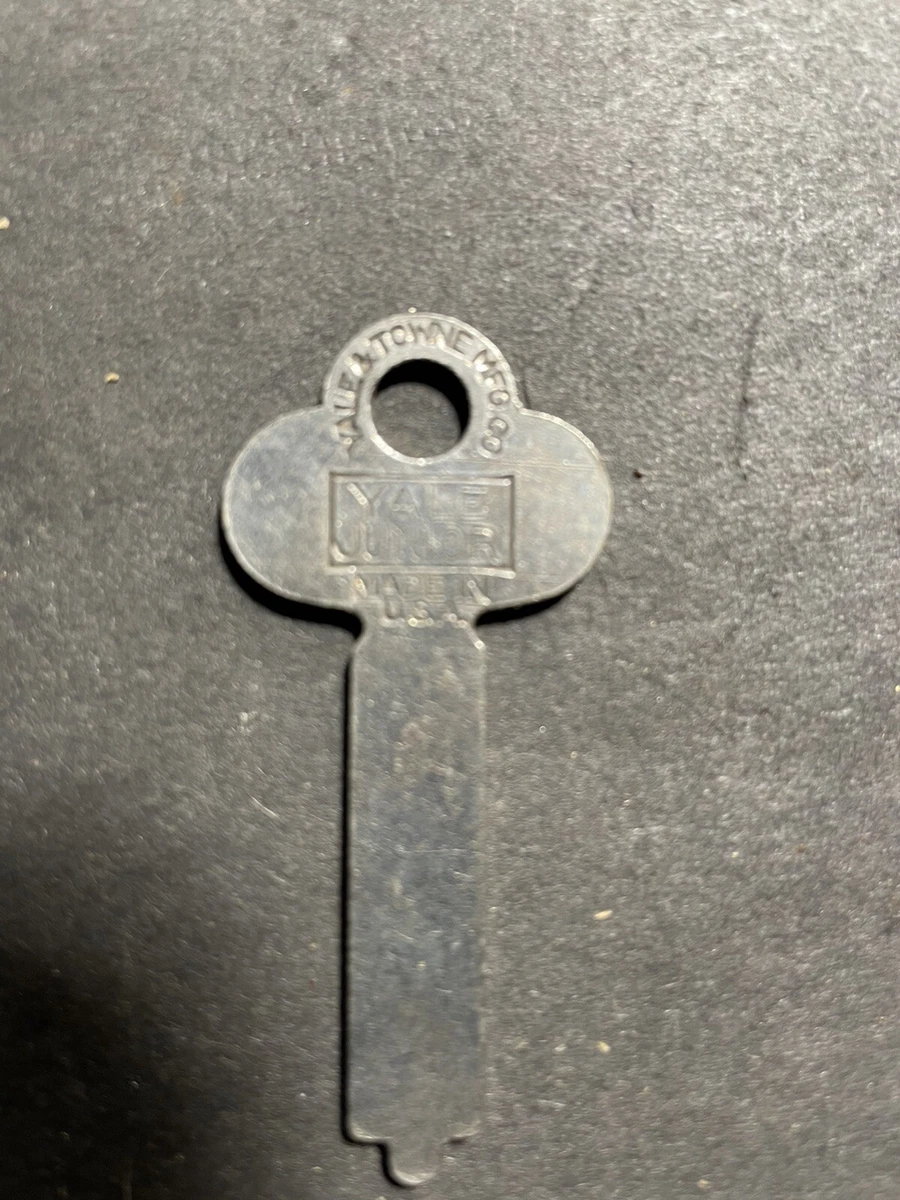 Yale Key Blanks In Collectible Locks & Keys For Sale - Foto 11