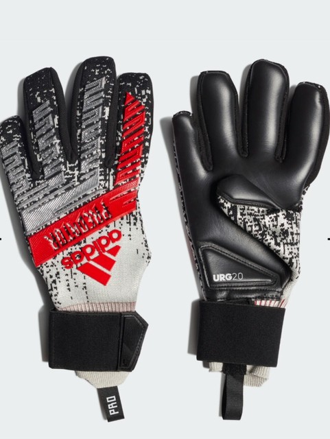 predator pro goalkeeper gloves