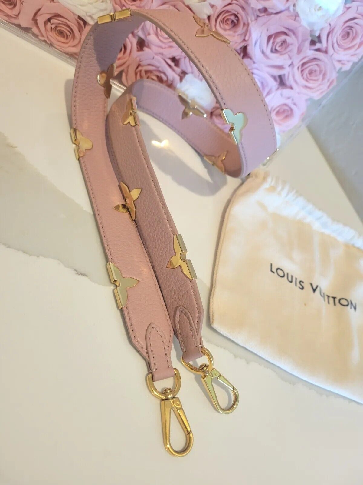 SO RARE! Louis Vuitton Pink Leather Iris Bandouli… - image 4