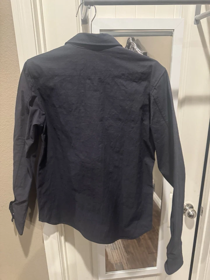 Brand New Rogue Territory Oxford Overshirt Navy Nylon Grid Medium - Image 2 of 2