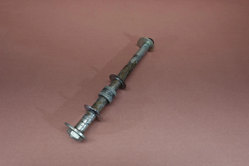 Harley-Davidson VRSCSE 2005-2006 V-Rod perno de eje de rueda trasera Foto 4 de 4