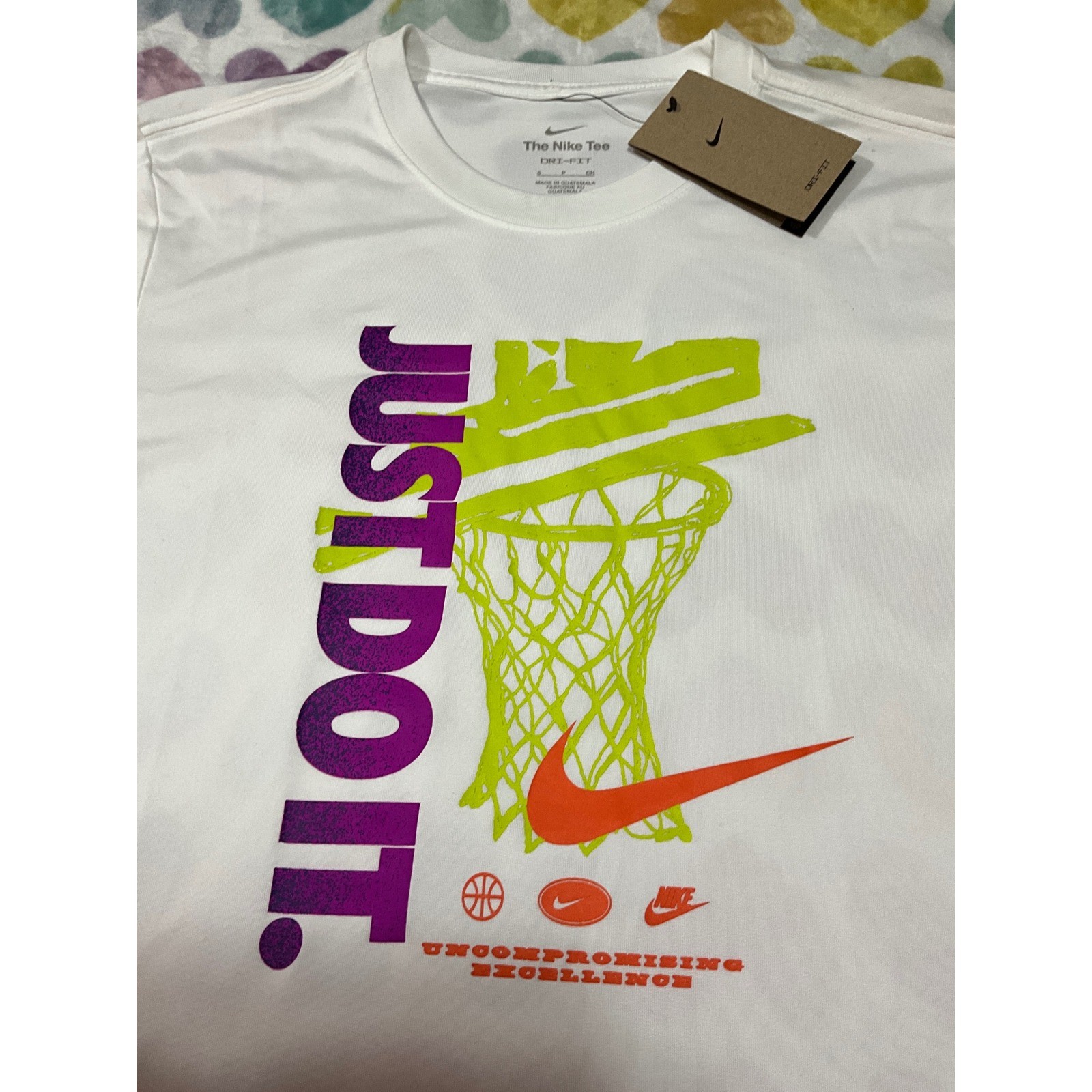 Nike Dri-FIT Basketball Graphic T-Shirt White Just Do It Mens thumbnail 3