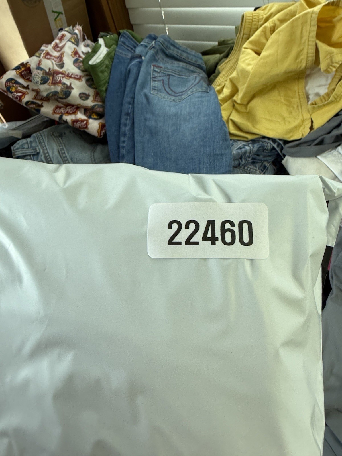 Judy Blue Jeans Womens 18W Python Patch Distresse… - image 12