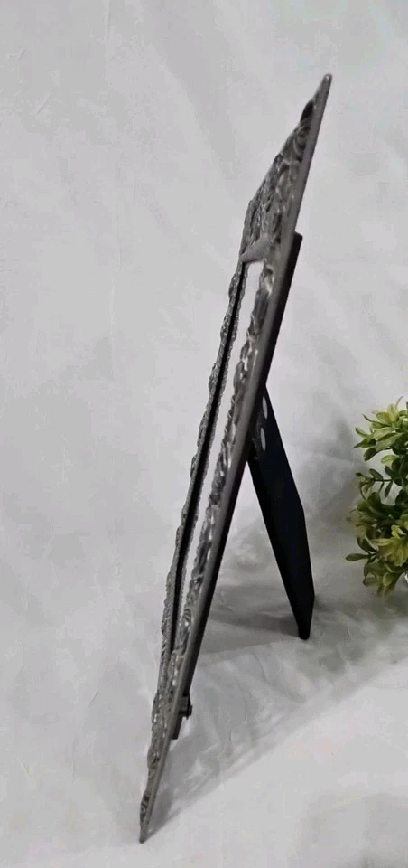 Marco de fotos Malden Vine of Roses imitación plata antigua de pie metal foto 5x7 Foto 4 de 4