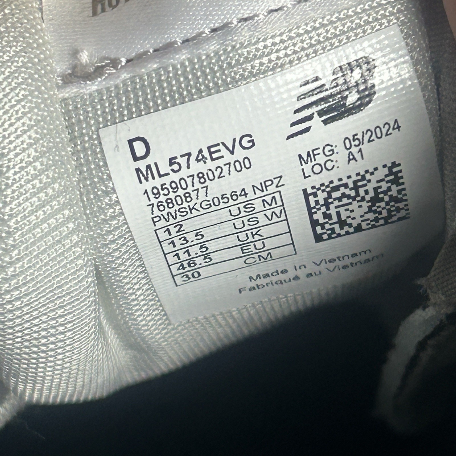 New Balance Classic 574 Casual Walking Shoes Grey Men’s Size 12 D ML574EVG thumbnail 10