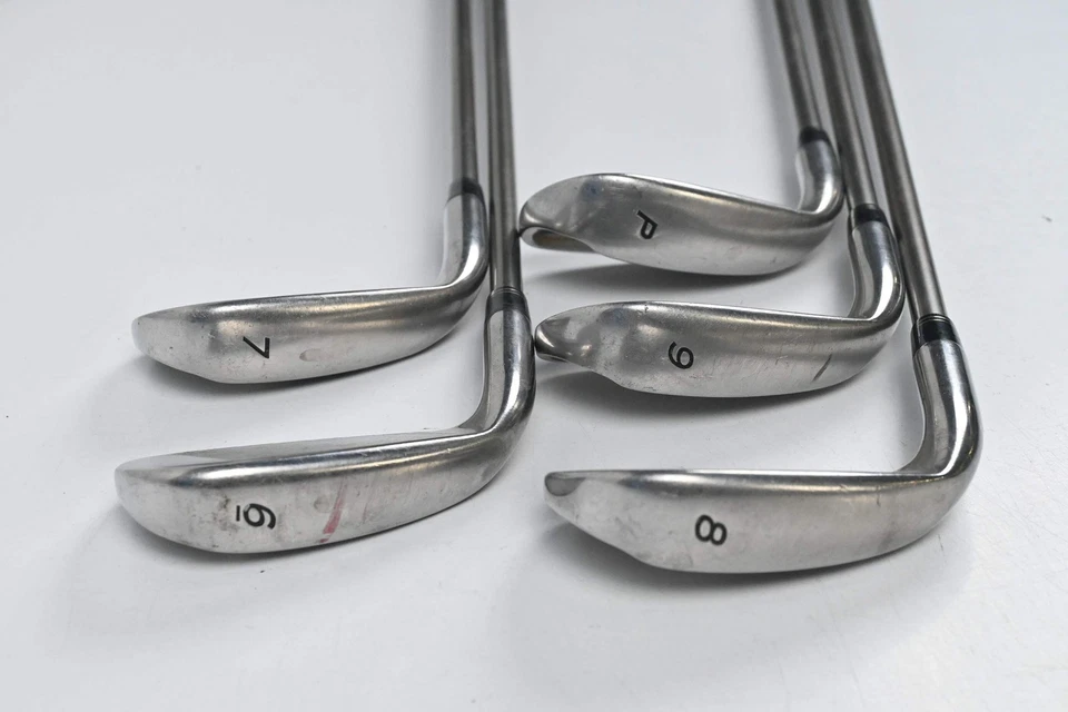 Ladies Taylormade R7 Irons / 6-PW / Ladies Flex REAX 55 Shafts - Image 4 of 4