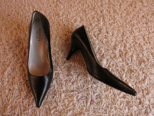 GUCCI klassischer Leder High Heels Pumps Schwarz Reptilmuster spitz Gr.40 - Imagen 3 de 9