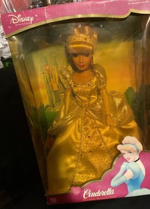 cinderella porcelain keepsake doll 2003