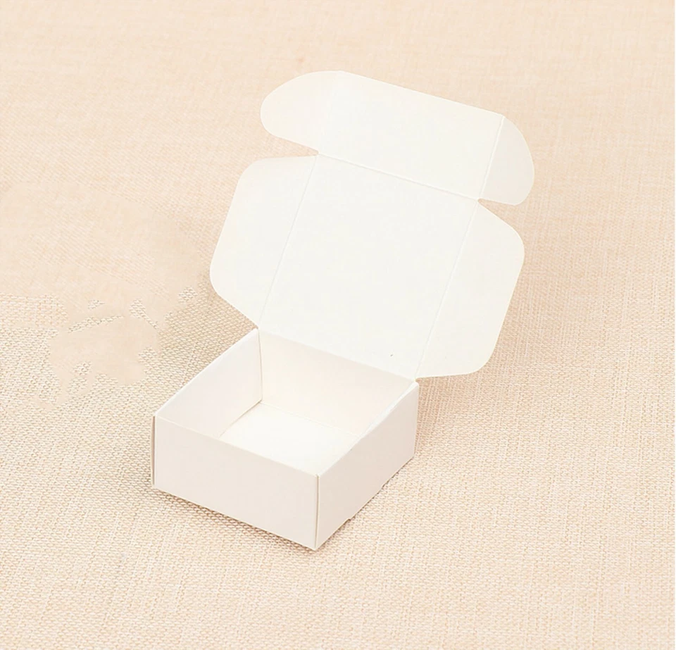 200x Cajas Favoritas Papel Blanco Fiesta Baby Shower Regalo Producto Embalaje 7.5x7.5x3cm Foto 2 de 2