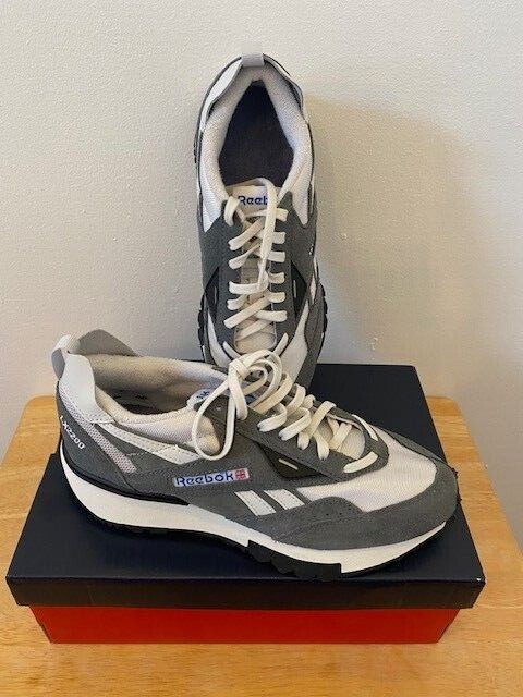 ◆ REEBOK ◆ LX2200 LIGHT GREY 男女共用 Amazon.com | Reebok Unisex Sneaker, Chalk Hoops Blue F23