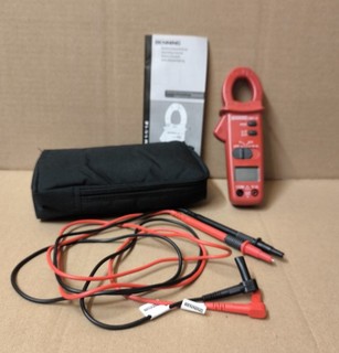 Benning CM 1 1 Digital Stromzangen Multimeter | True RMS CAT III 600V | Guter Zu