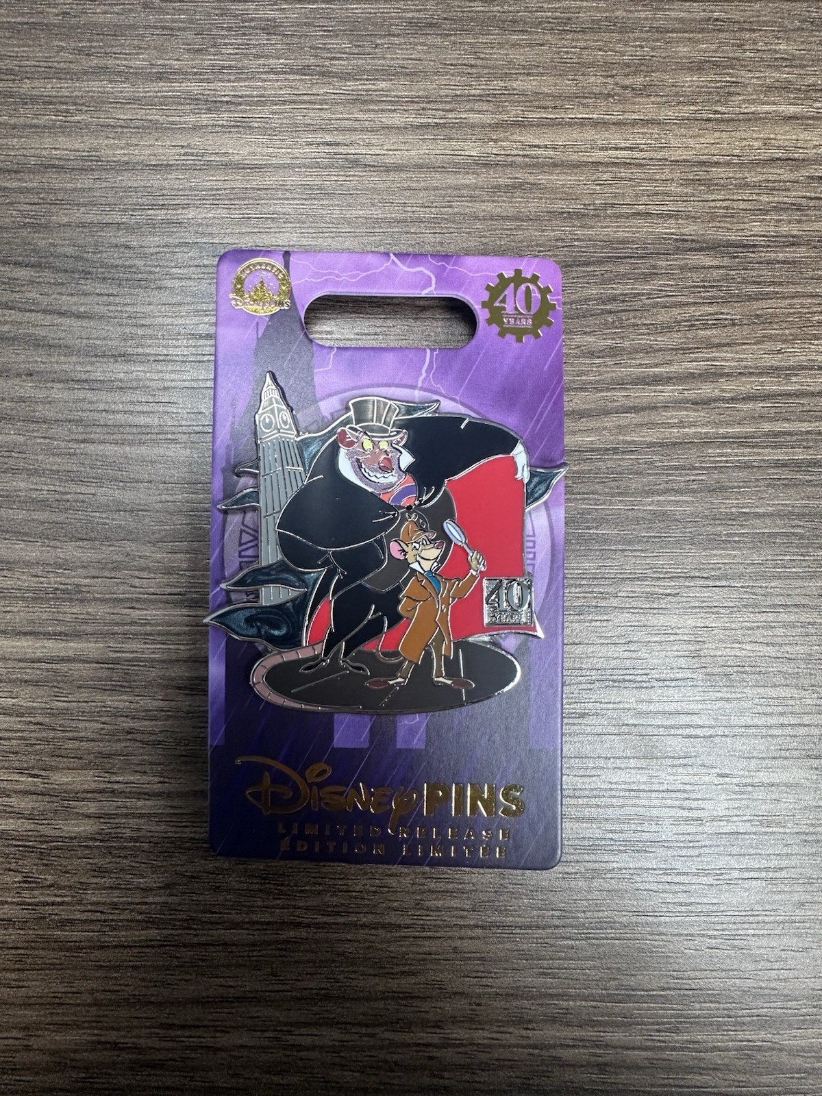 Prendedor LR Ratigan Basil 40 aniversario detective El gran ratón de los parques de Disney