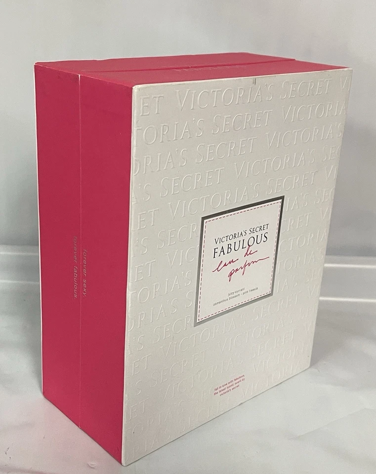 Victoria’s Secret Fabulous Eau De Parfum Perfume Set de Regalo 4 Piezas Loción, Jabón Corporal Foto 3 de 4