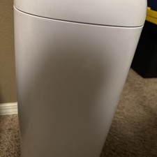 Diaper Genie Expressions White Pail Odor-Controlling Disposal System