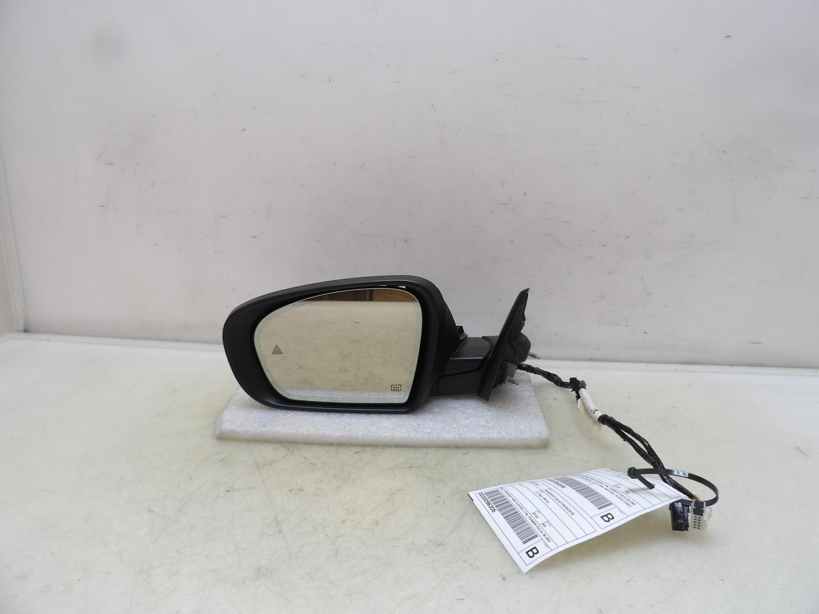 Maserati Quattroporte 2018-2019 Left Side mirror P/N 0095135S