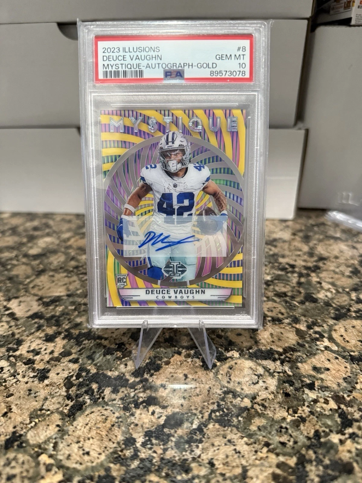 Deuce Vaughn Panini Illusions Mystique #8 Autograph-Black