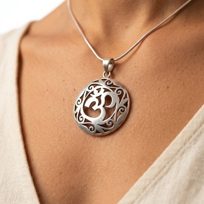 P1031 Om Shiva creator destroyer chant meditation Hindu handmade pendant Nepal