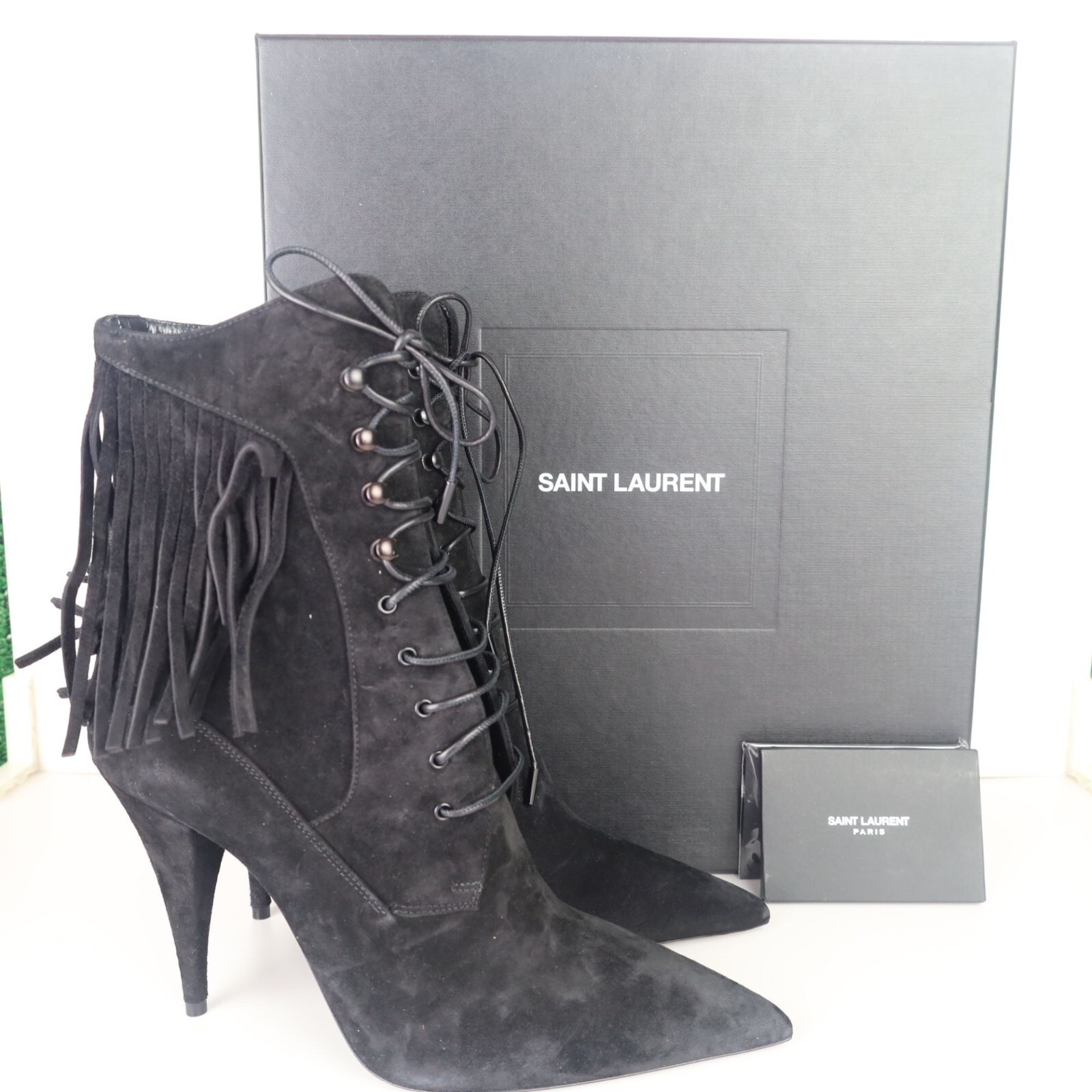 Stivali Saint Laurent Kiki 100 stringati con frange neri