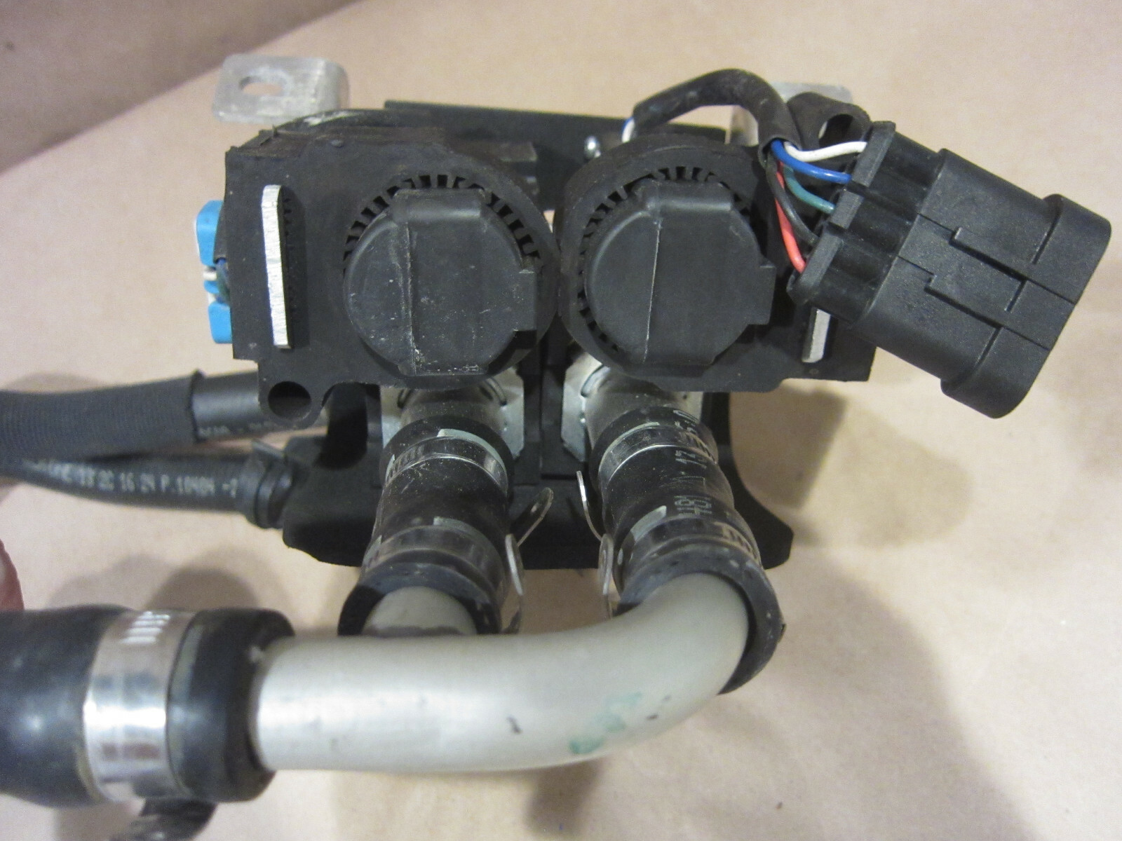 Ferrari 458 - TGK Valves For Evaporator Box W / Pipes - P/N 67635900 - 67444900