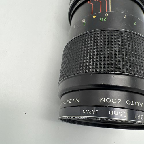 Vivitar 75-205mm 1:3.8 Close Focusing Auto Zoom Lens for Olympus OM mount - Picture 8 of 15