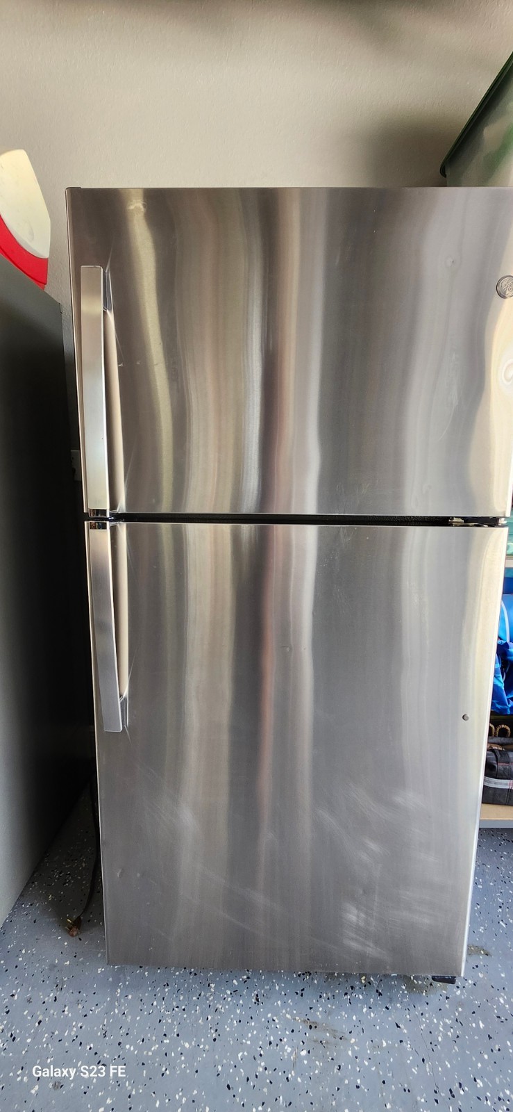 Refrigerator