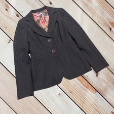Classiques Entier size 2 brown pinstriped blazer   148 retail