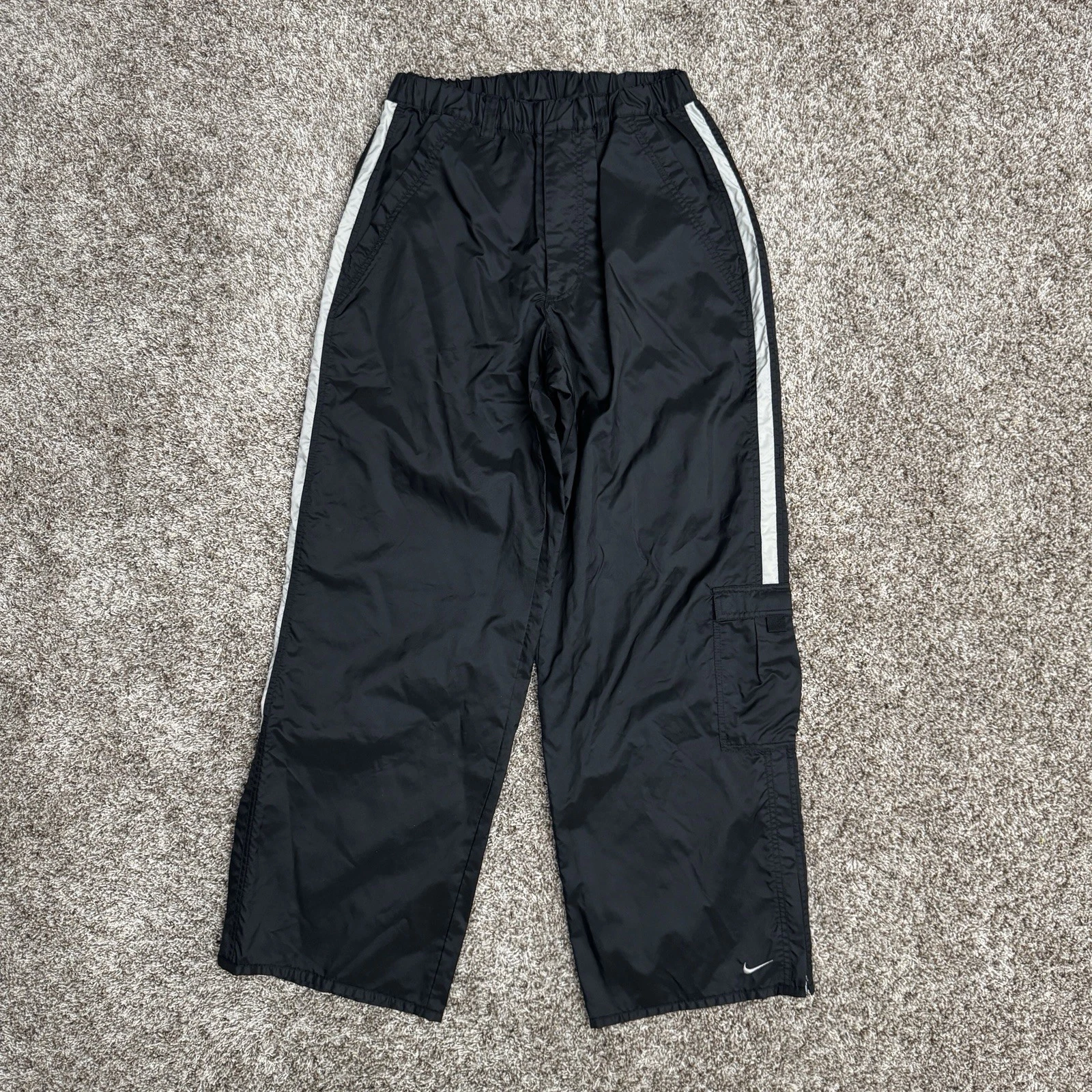 Vintage Nike Windbreaker Baggy Track Pants Men’s Medium Black Cargo Lined 90s
Opens in a new window