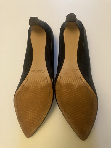 Clarks cushion plus black leather court shoe Pointed toe Gold trim side size 6 D - Afbeelding 13 van 19