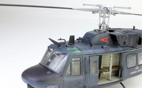 PreSale ProBuilt Model (RARE) 1:35 US Navy UH-1N Twin Huey /w 02 seated Pilots - Picture 11 of 14