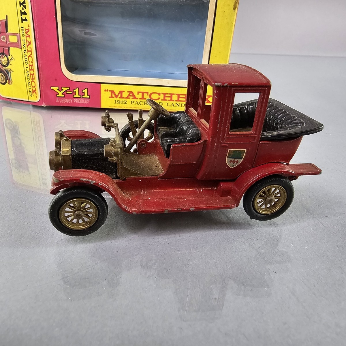 Lesney Matchbox Yesteryear Y-11 1912 Packard Laundaulet Red w