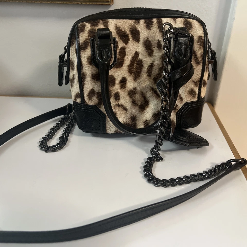 Alice + Olivia Small Cross Over Purse, Animal Print, Excellent Condition - Image 2 of 4