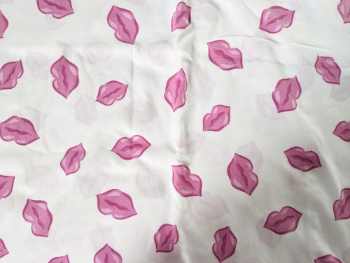 Vintage Twin Sheet Fuscia Kisses Hot Pink and White Flat Springs 1980s - Picture 6 of 8