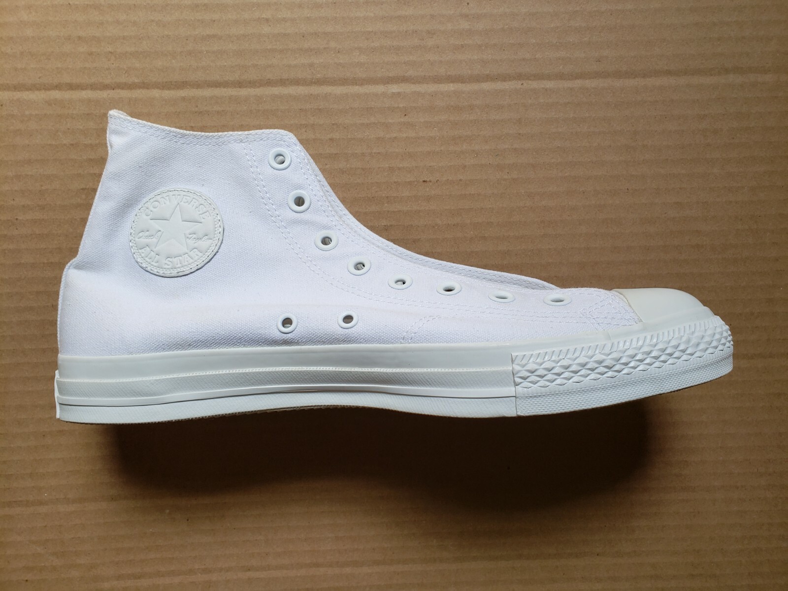 NEW 2012 CONVERSE CT SPEC HI CHUCK TAYLOR FRAGMENT UNDEFEATED WHITE | eBay