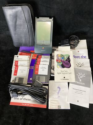 Vintage Apple Newton Message Pad 130, Pen, Case, Manuals, Floppy’s,Cables -Works Vintage Apple Newton Message Pad 130, Pen, Case, Manuals, Floppy’s,Cables -Works