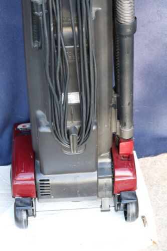 Hoover Vacuum U6323-930 Self Propelled 7.8 Amp 22.0 . RED. Energy Efficient - Picture 8 of 14
