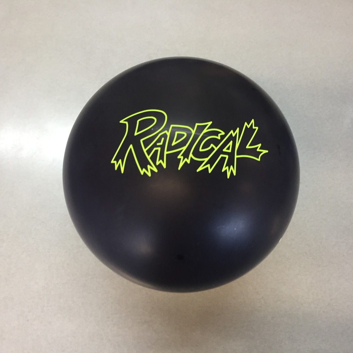 RADICAL CONSPIRACY ボウリングボール 15LB 新品 CONSPIRACY SCHEME